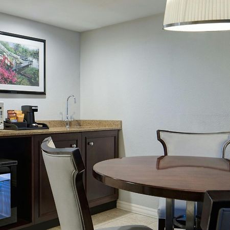 Sheraton Westport Lakeside Chalet Maryland Heights Buitenkant foto