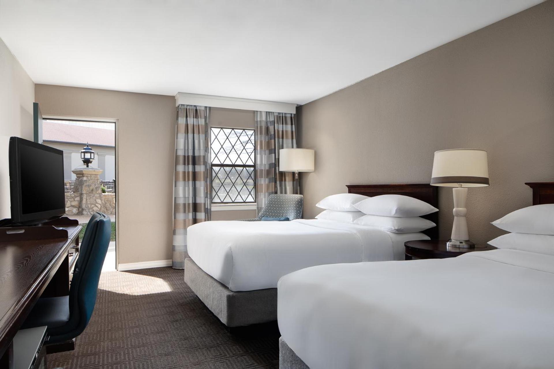 Sheraton Westport Lakeside Chalet Maryland Heights Buitenkant foto